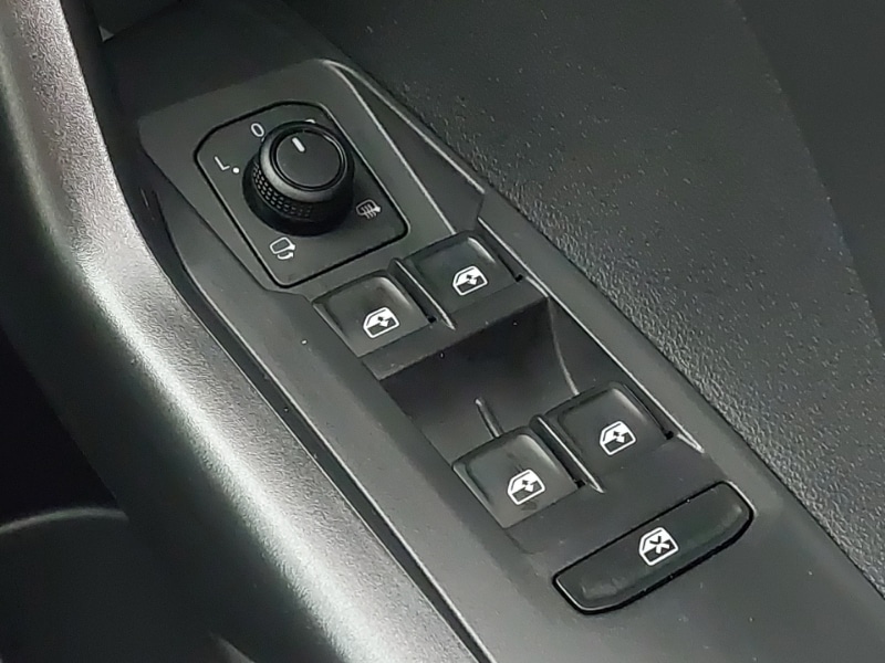 Used Volkswagen T-Cross 2025 for sale - 76907206: Photo 19