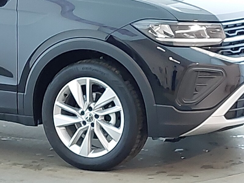 Used Volkswagen T-Cross 2025 for sale - 76907206: Photo 9