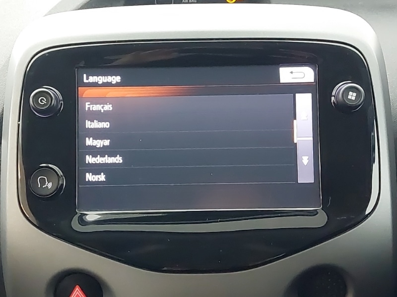 Used Toyota AYGO 2019 for sale - 77289765: Photo 11