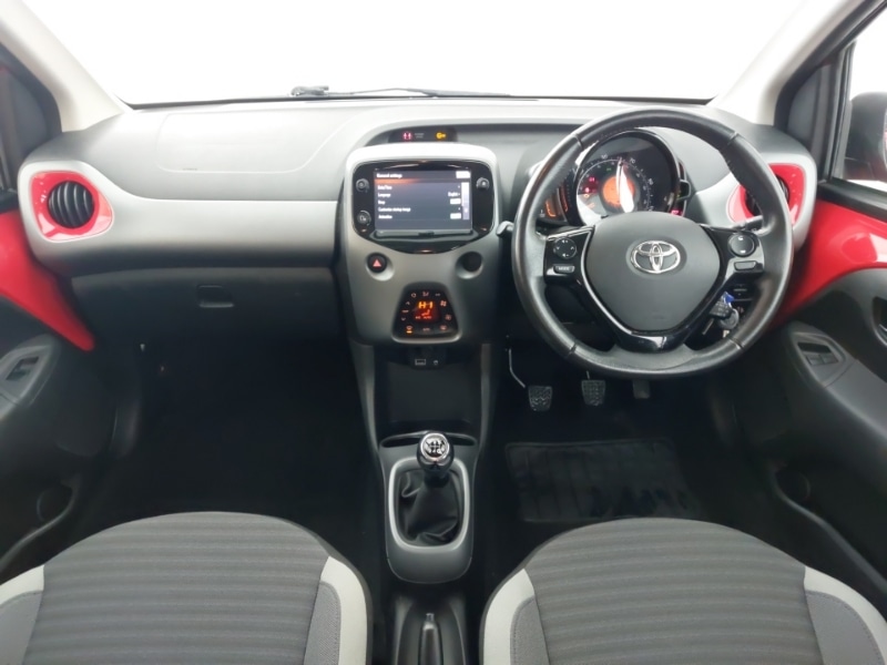 Used Toyota AYGO 2019 for sale - 77289765: Photo 2