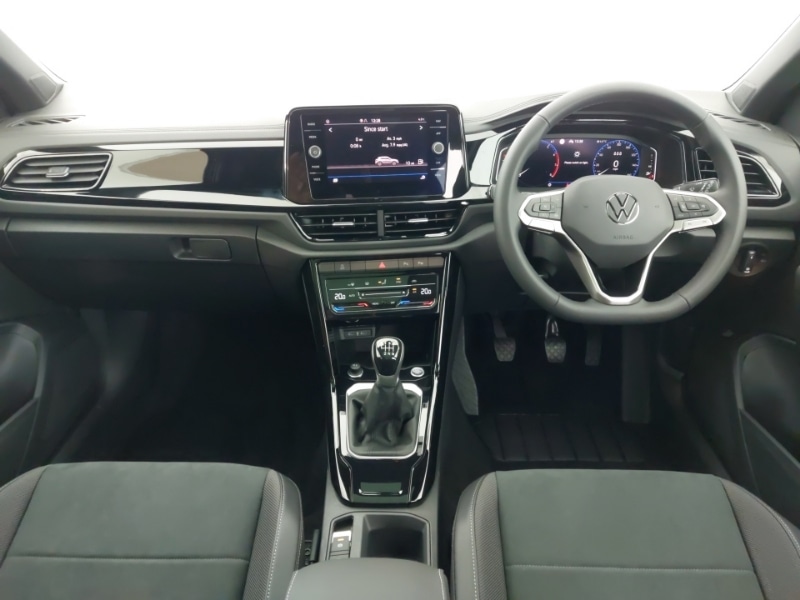 Used Volkswagen T-Roc 2025 for sale - 77223630: Photo 2