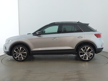 Used Volkswagen T-Roc 2025 for sale - 77223630: Photo