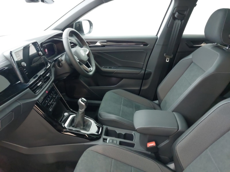 Used Volkswagen T-Roc 2025 for sale - 77223630: Photo 5