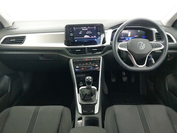 Used Volkswagen T-Roc 2023 for sale - 78146857: Photo