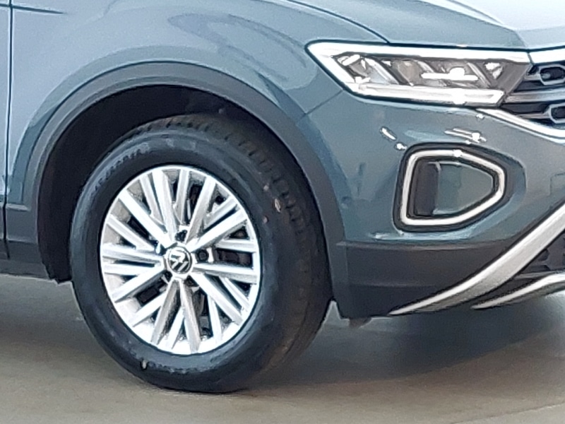 Used Volkswagen T-Roc 2023 for sale - 78146857: Photo 9