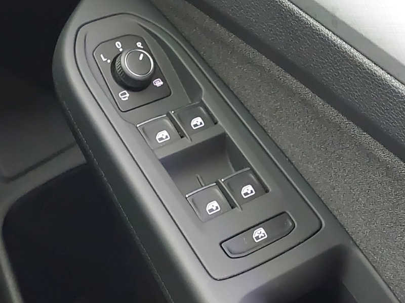 Used Volkswagen Golf 2024 for sale - 78203393: Photo 19