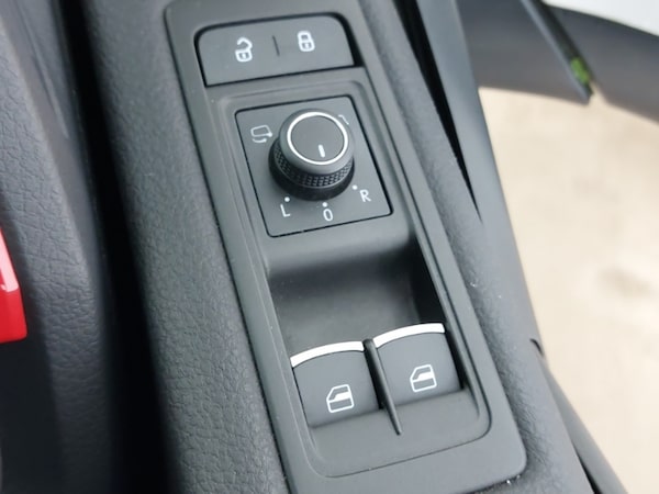 Used Volkswagen Caravelle 2016 for sale - 76271881: Photo 19
