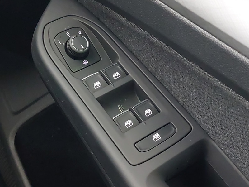 Used Volkswagen Golf 2023 for sale - 77987628: Photo 19