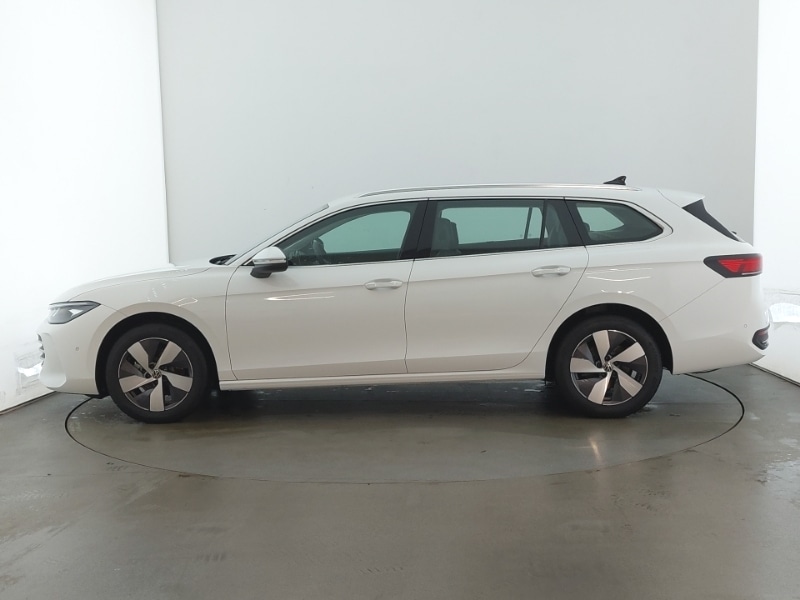 Used Volkswagen Passat 2025 for sale - 77155044: Photo 4
