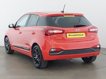Used Hyundai i20 2018 for sale - 75486092: Photo