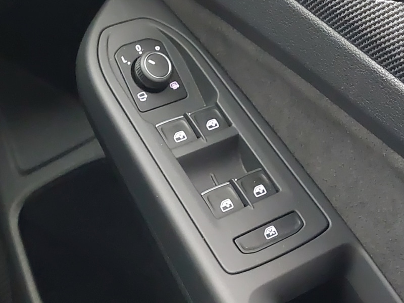 Used Volkswagen Golf 2024 for sale - 76602449: Photo 19