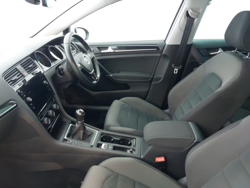 Used Volkswagen Golf 2018 for sale - 76358966: Photo 5