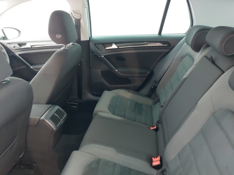 Used Volkswagen Golf 2018 for sale - 76358966: Photo 6