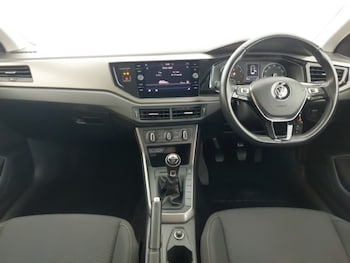 Used Volkswagen Polo 2019 for sale - 77987616: Photo