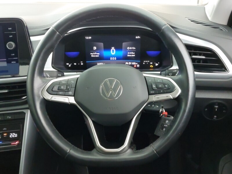 Used Volkswagen T-Roc 2023 for sale - 77338540: Photo 13