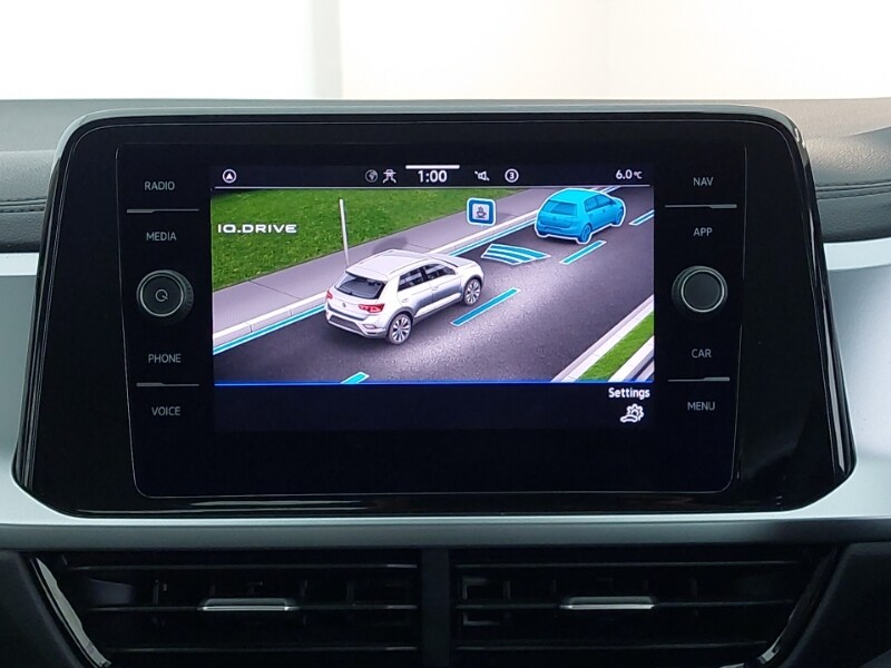 Used Volkswagen T-Roc 2023 for sale - 77338540: Photo 17