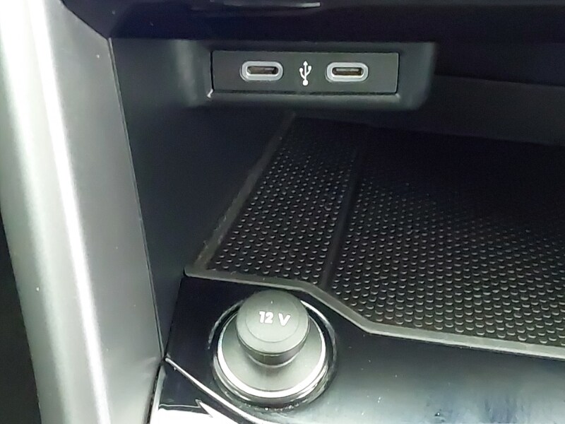 Used Volkswagen T-Roc 2023 for sale - 77338540: Photo 18