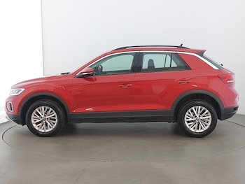 Used Volkswagen T-Roc 2023 for sale - 75278348: Photo
