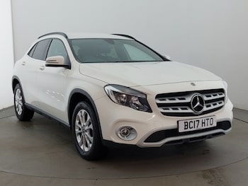 Mercedes-Benz - GLA