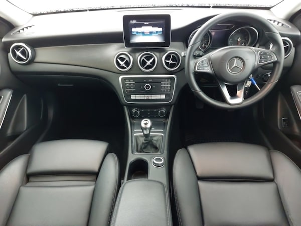 Used Mercedes-Benz GLA 2017 for sale - 76282074: Photo 2