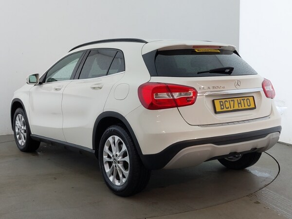 Used Mercedes-Benz GLA 2017 for sale - 76282074: Photo 3