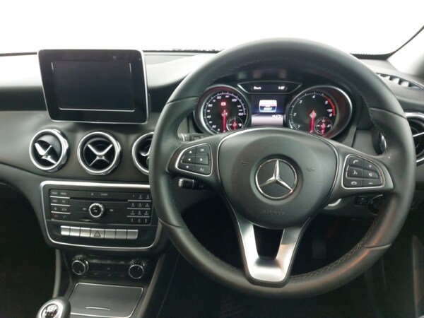 Used Mercedes-Benz GLA 2017 for sale - 76282074: Photo 7
