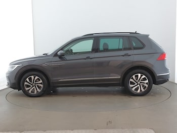 Used Volkswagen Tiguan 2022 for sale - 77108079: Photo