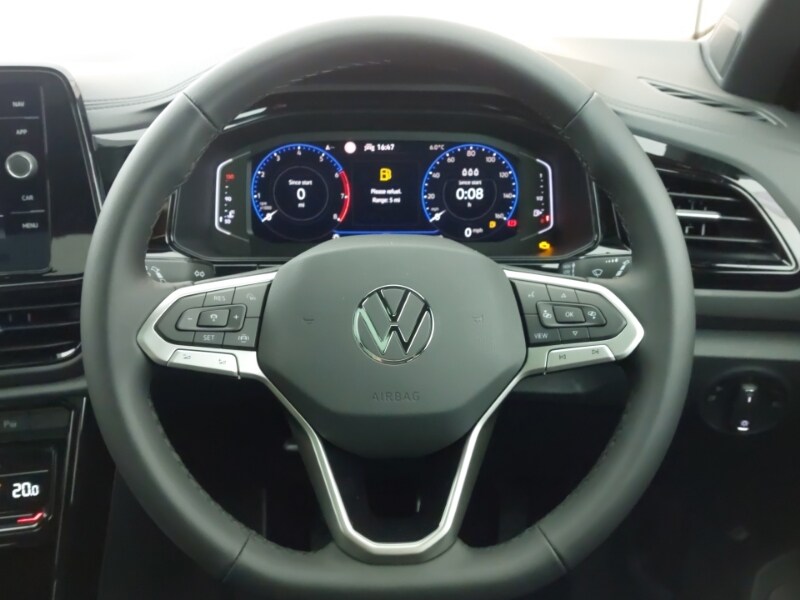 Used Volkswagen T-Roc 2025 for sale - 77228657: Photo 13