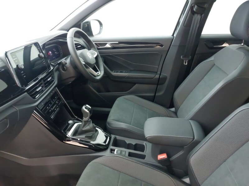 Used Volkswagen T-Roc 2025 for sale - 77228657: Photo 5