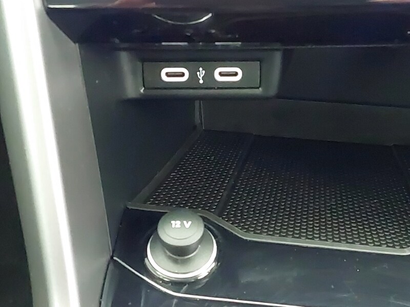 Used Volkswagen T-Roc 2024 for sale - 77689668: Photo 18