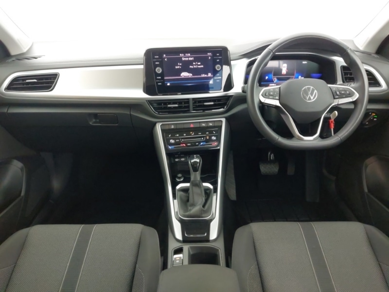 Used Volkswagen T-Roc 2024 for sale - 77689668: Photo 2