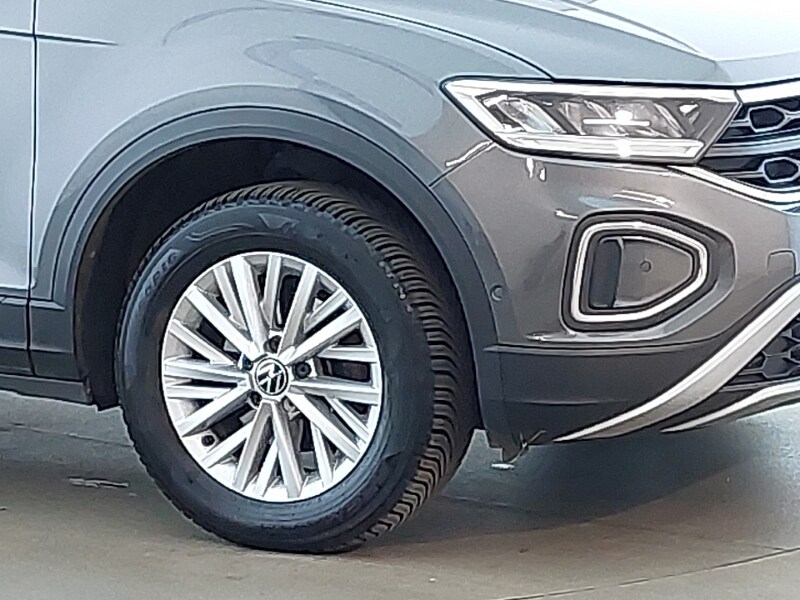 Used Volkswagen T-Roc 2024 for sale - 77689668: Photo 9