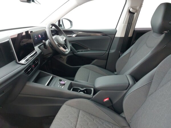 Used Volkswagen Tiguan 2025 for sale - 75201950: Photo 5