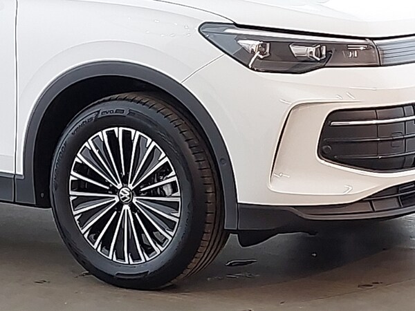 Used Volkswagen Tiguan 2025 for sale - 75201950: Photo 9