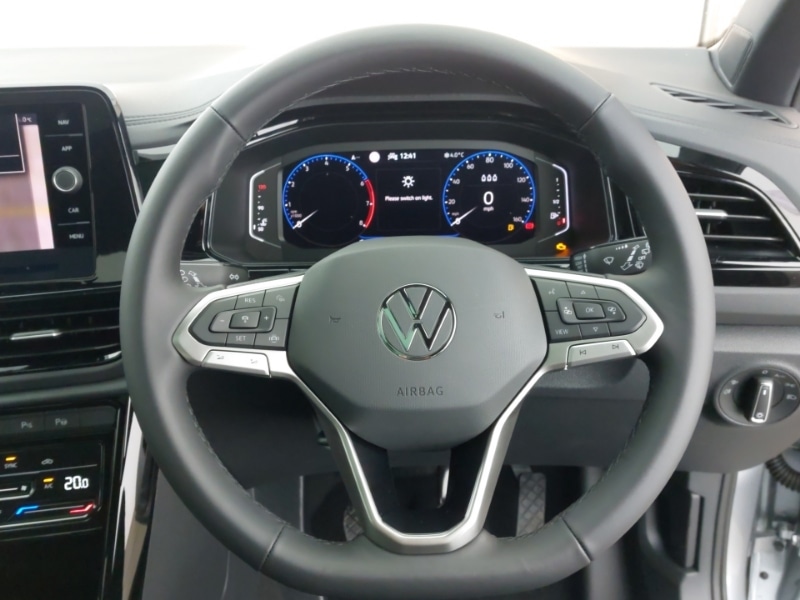 Used Volkswagen T-Roc 2025 for sale - 77223766: Photo 13