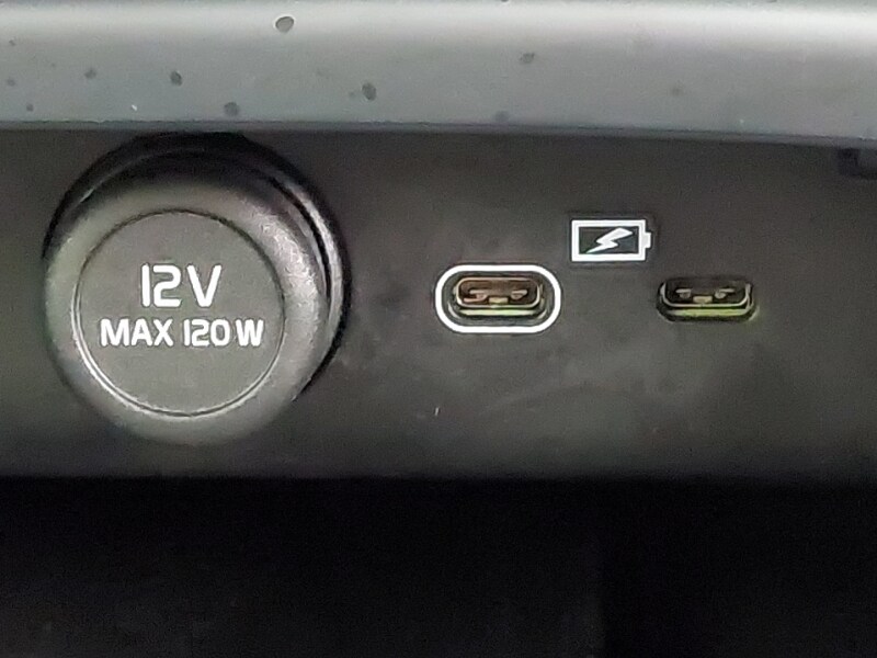 Used Volvo XC40 2024 for sale - 76188250: Photo 17