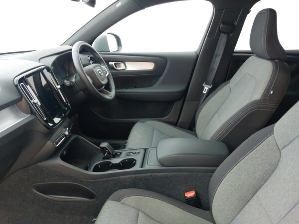 Used Volvo XC40 2024 for sale - 76188250: Photo 5