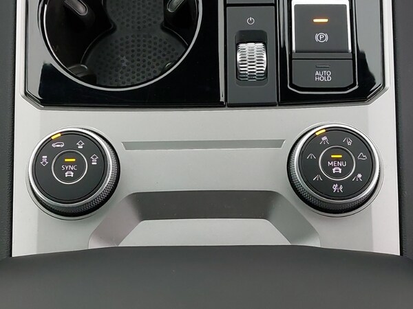 Used Volkswagen Touareg 2023 for sale - 75442696: Photo 17
