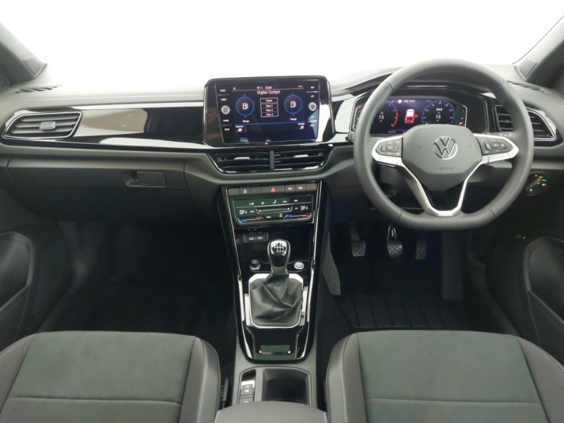 Used Volkswagen T-Roc 2025 for sale - 77223698: Photo 2