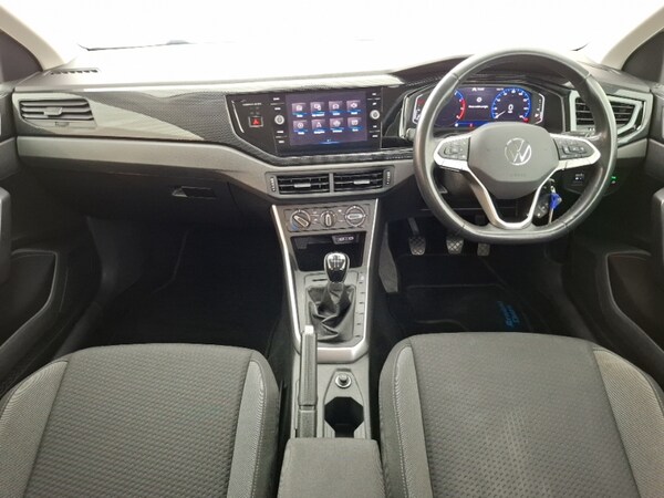 Used Volkswagen Polo 2022 for sale - 76150373: Photo 2