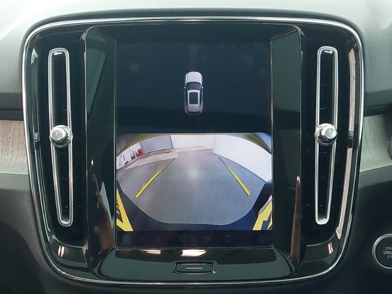 Used Volvo XC40 2024 for sale - 76066701: Photo 11