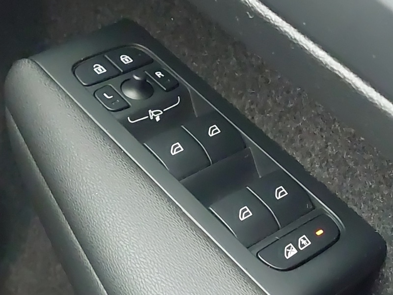 Used Volvo XC40 2024 for sale - 76066701: Photo 18