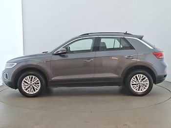 Used Volkswagen T-Roc 2023 for sale - 79557841: Photo