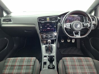 Used Volkswagen Golf 2019 for sale - 78723432: Photo