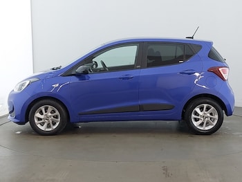 Used Hyundai i10 2018 for sale - 76325384: Photo