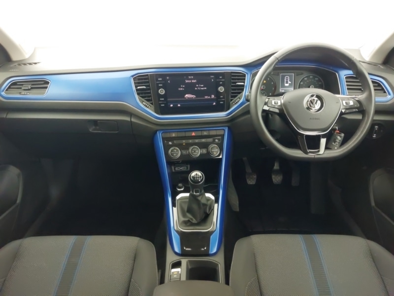 Used Volkswagen T-Roc 2019 for sale - 76521390: Photo 2