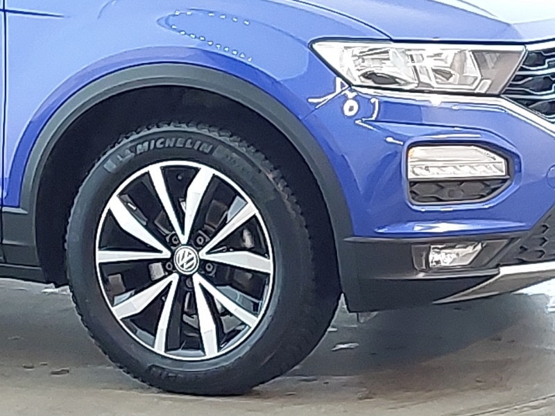 Used Volkswagen T-Roc 2019 for sale - 76521390: Photo 9