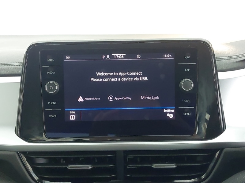 Used Volkswagen T-Roc 2023 for sale - 76455853: Photo 16