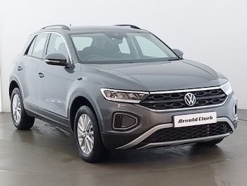 Used Volkswagen T-Roc 2023 for sale - 76455853: Photo