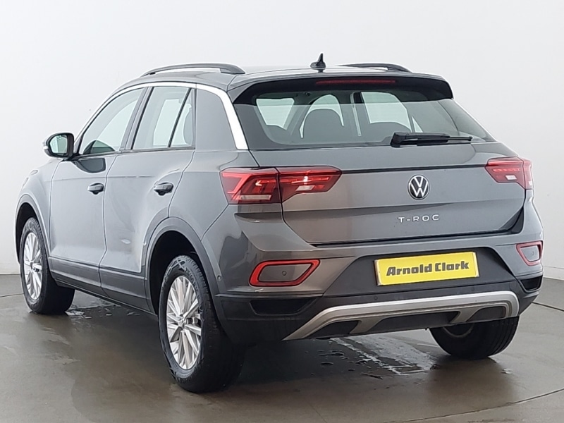 Used Volkswagen T-Roc 2023 for sale - 76455853: Photo 3